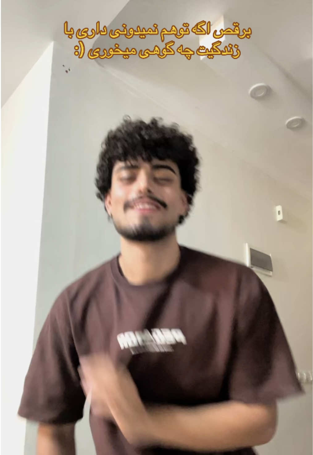 @SAMUEL𐦍
