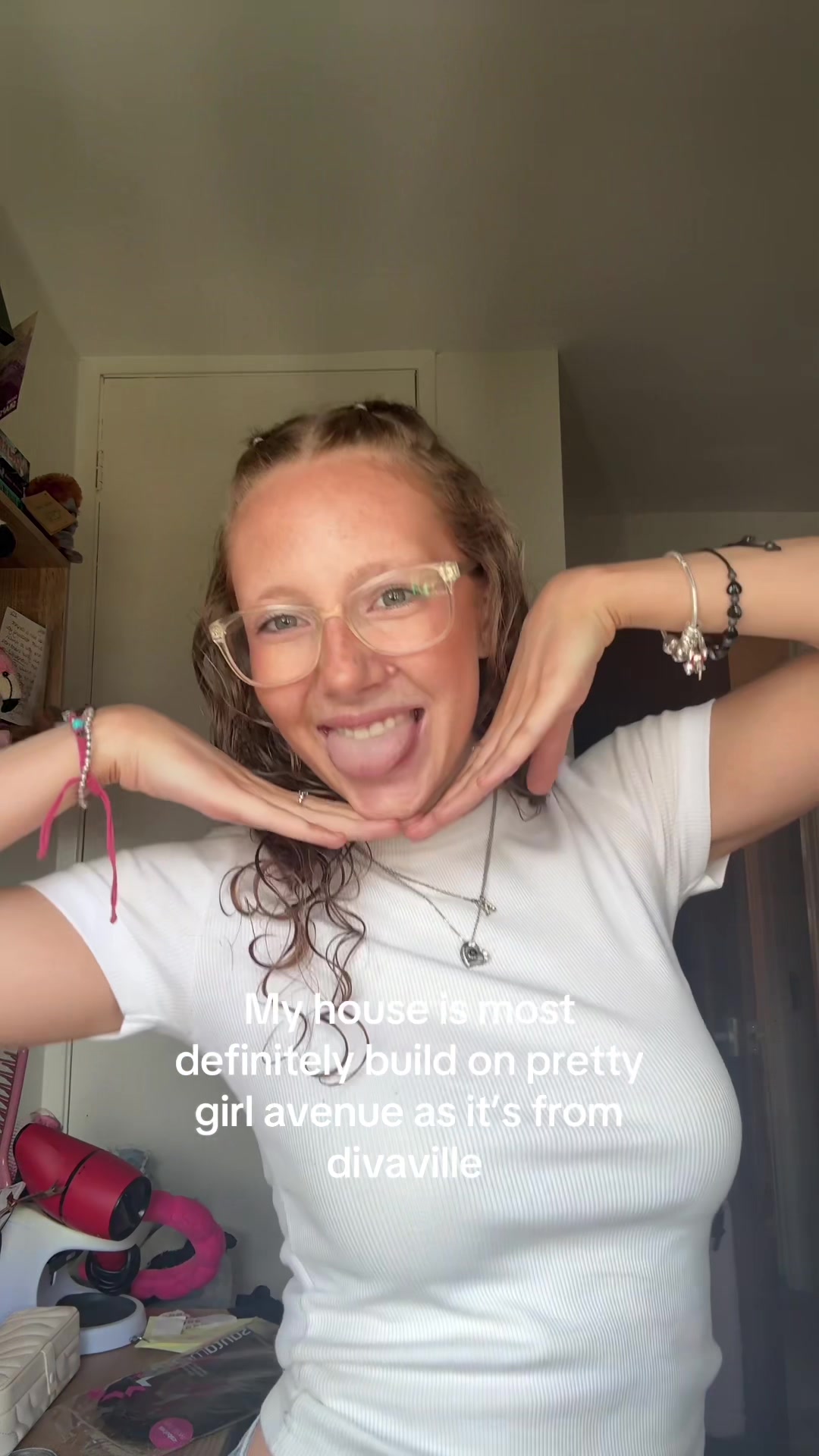 @holly🧸🤍