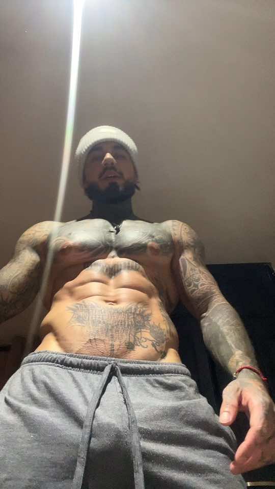 @exotico_77 🪬🦁