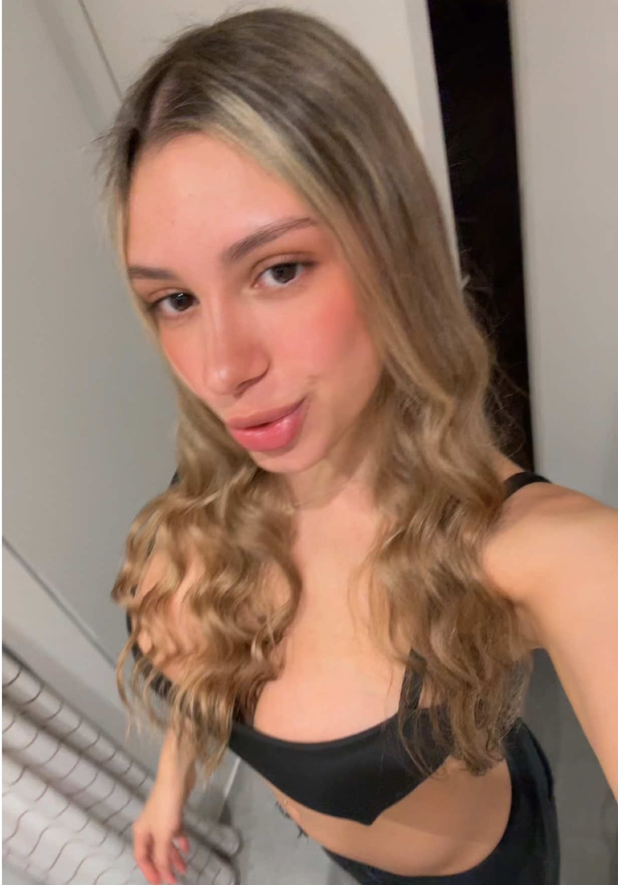 @𝑺𝑶𝑷𝑯𝑰𝑬 🏹