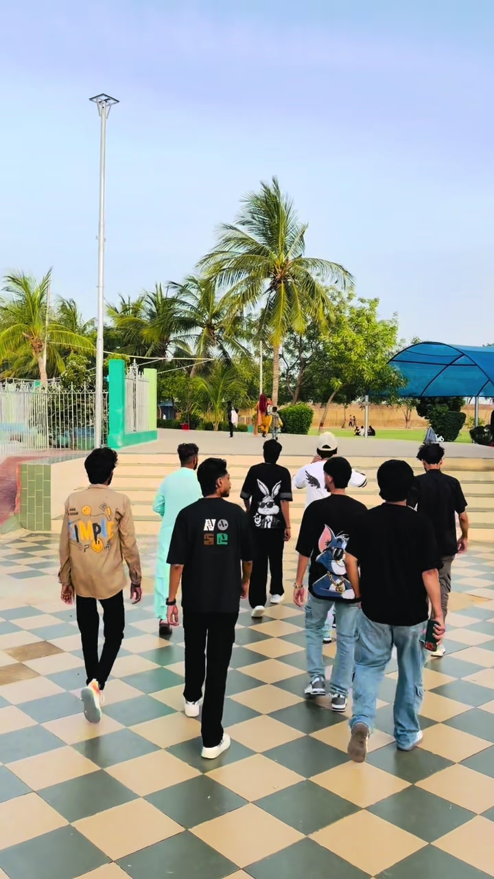 @𝕁-𝕒-𝕕-𝕚 👑🕷️💸