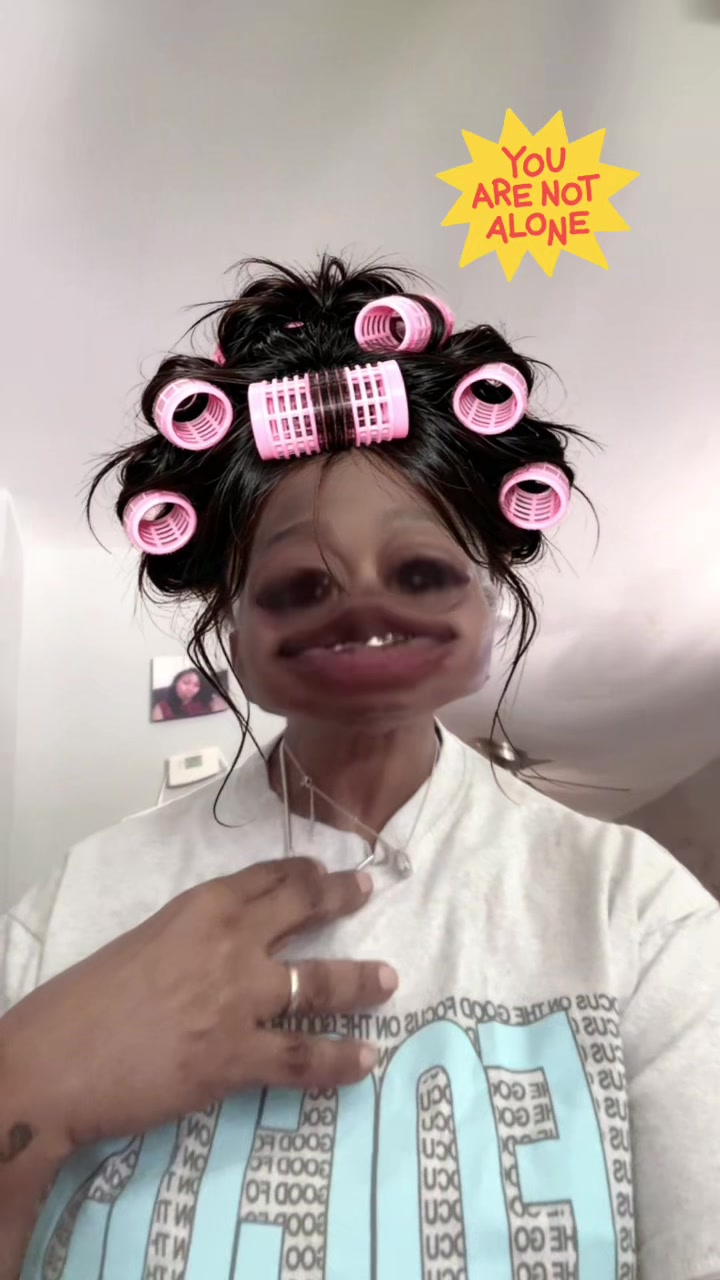 @Nina Moss