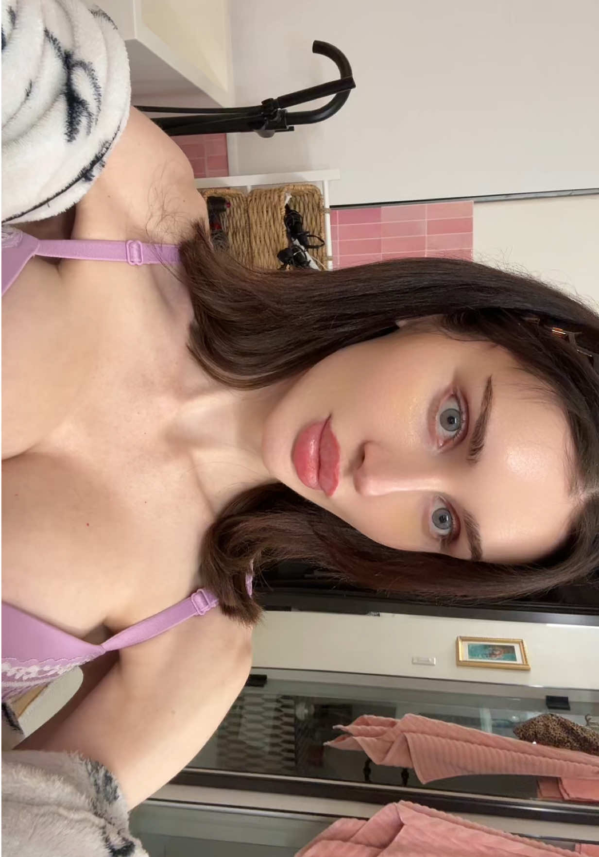 @Mollyeskam