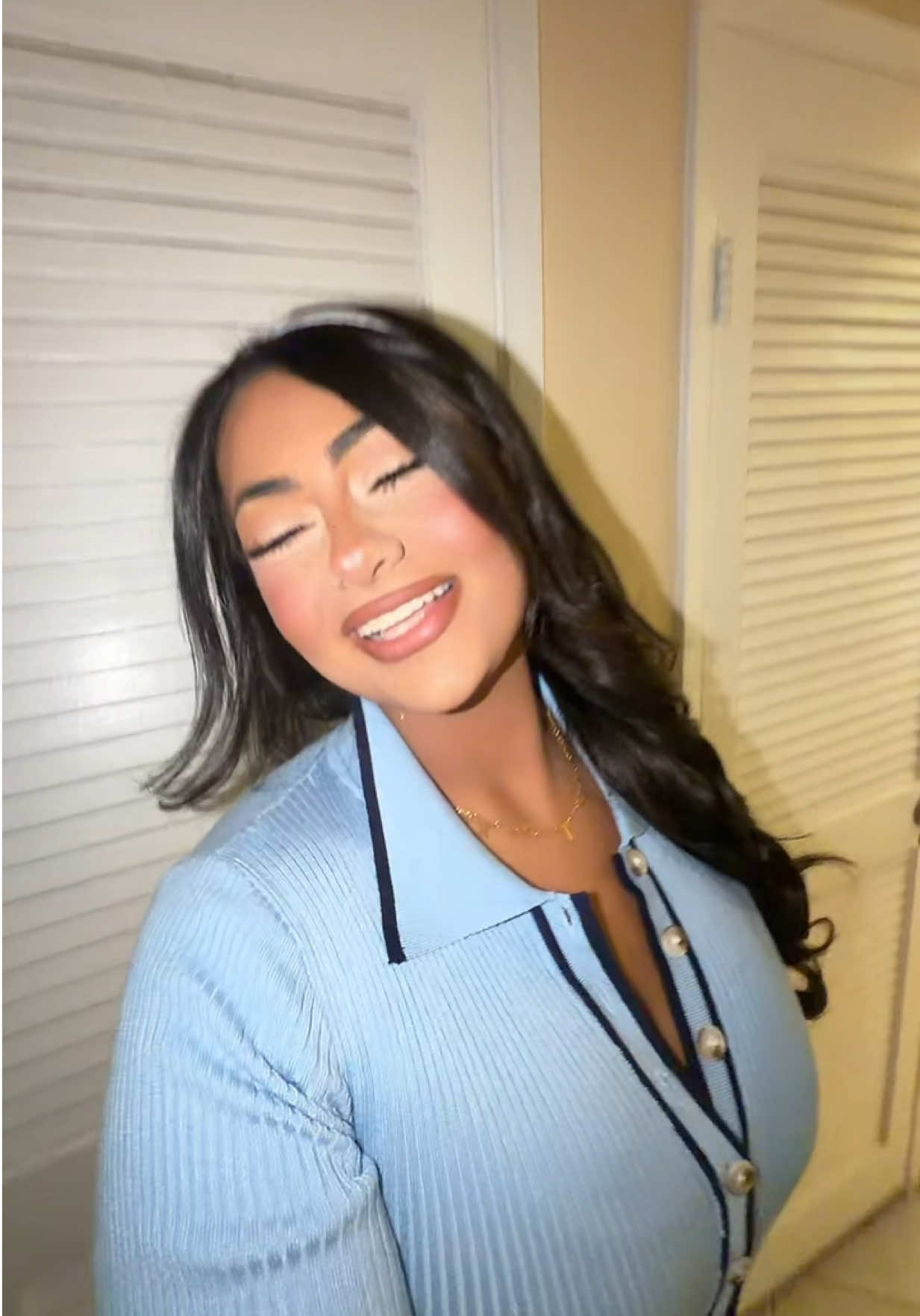 @Sinnnthia