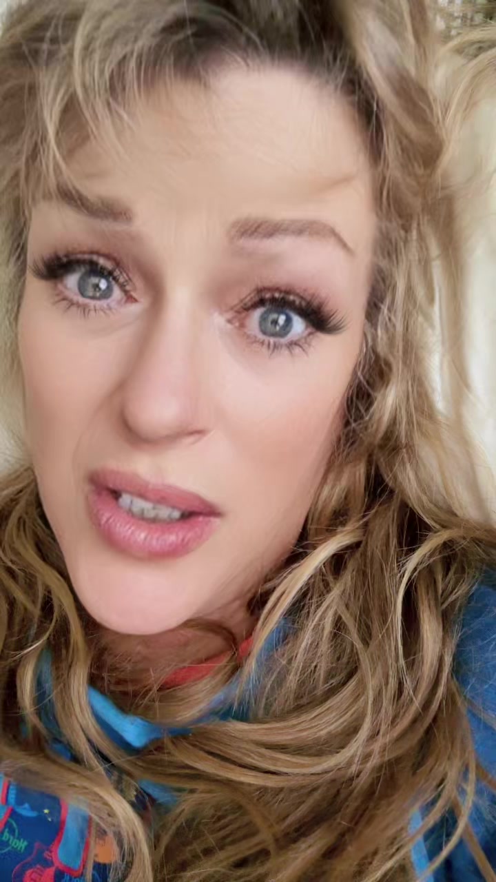 @JennX