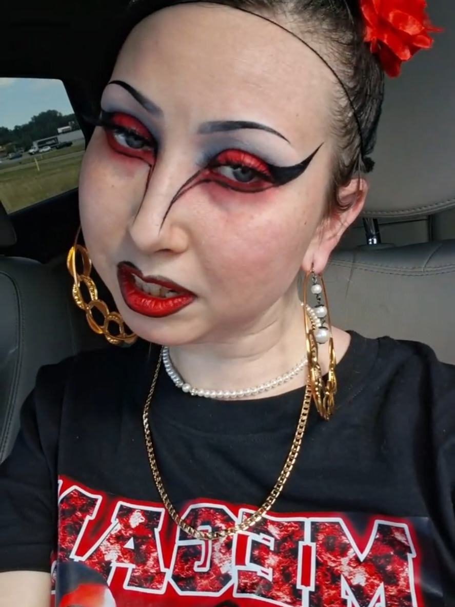 @Goth Goddess