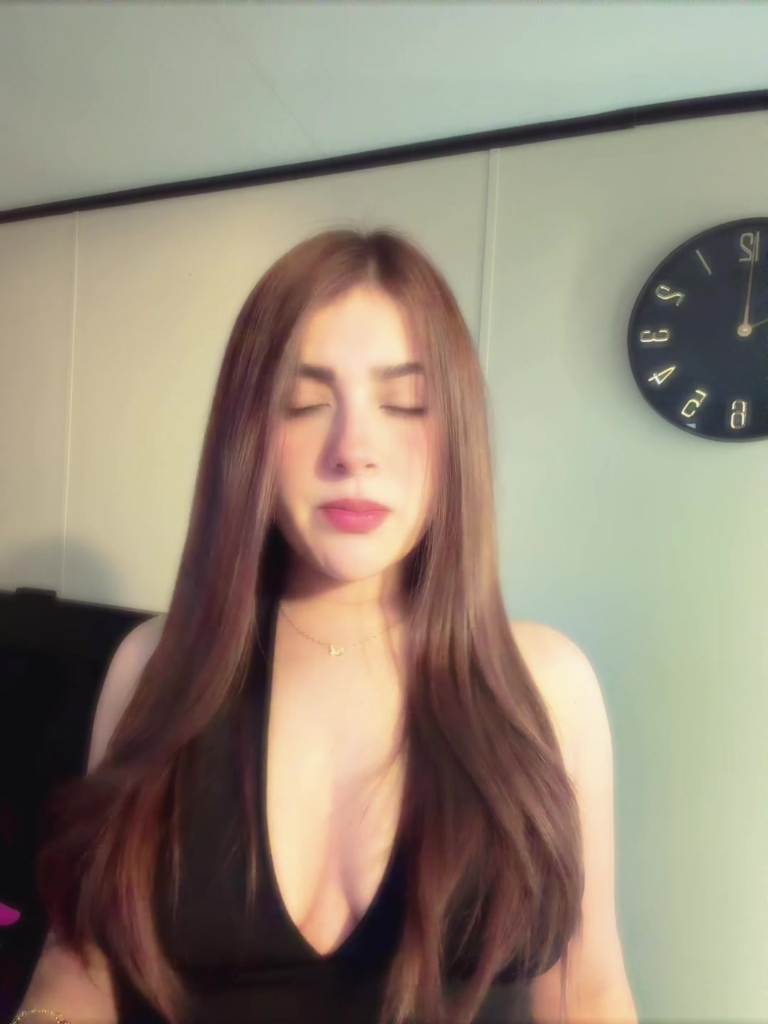 @ÁngelaH✨👑
