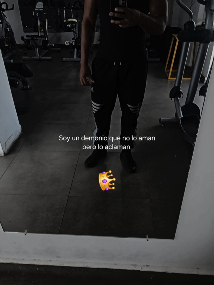 @Frasero25 👑