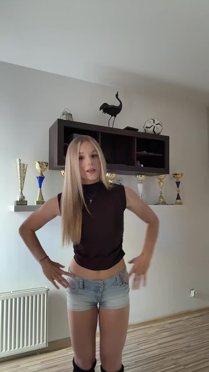 @𝑳