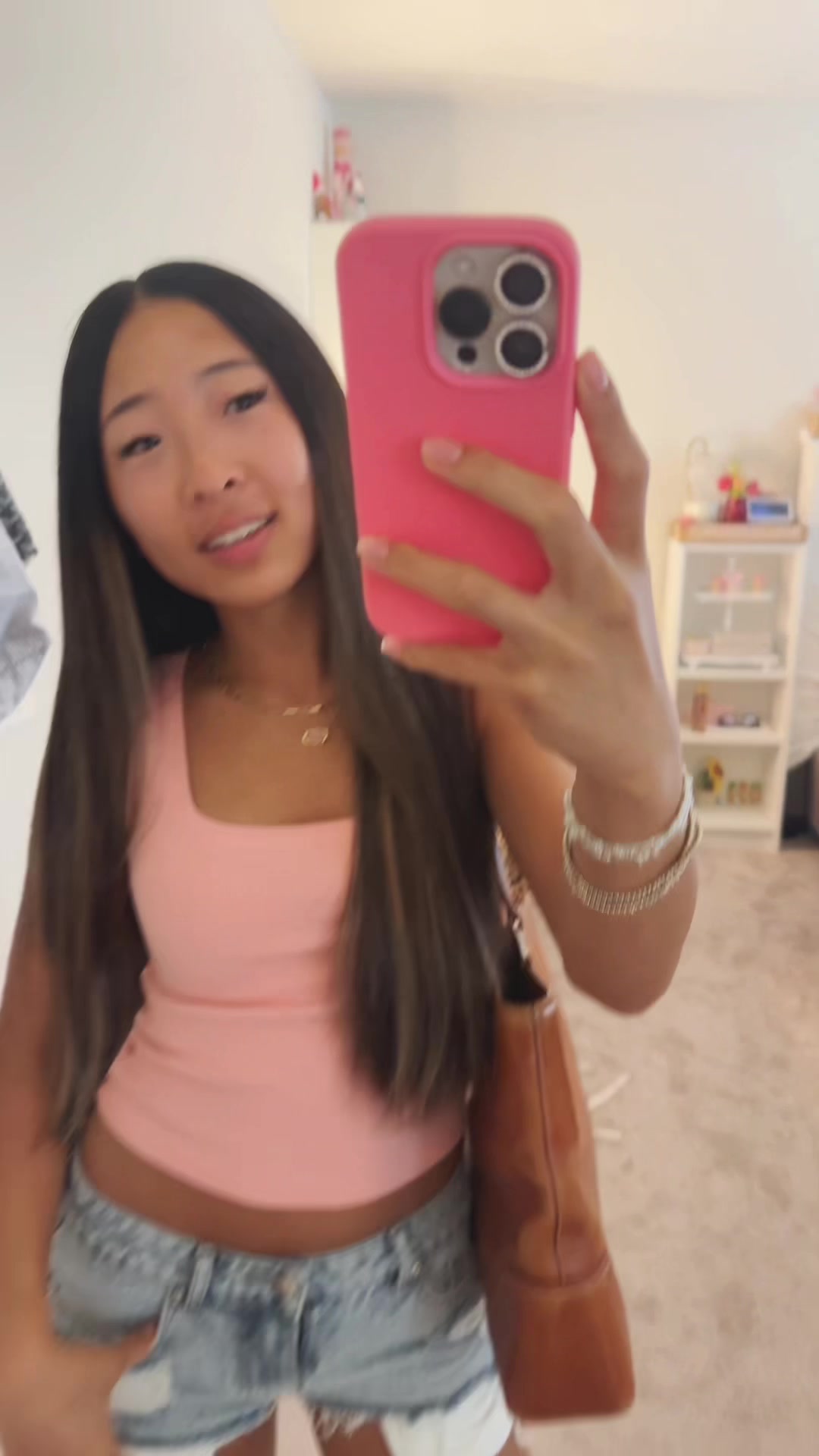 @jisoo