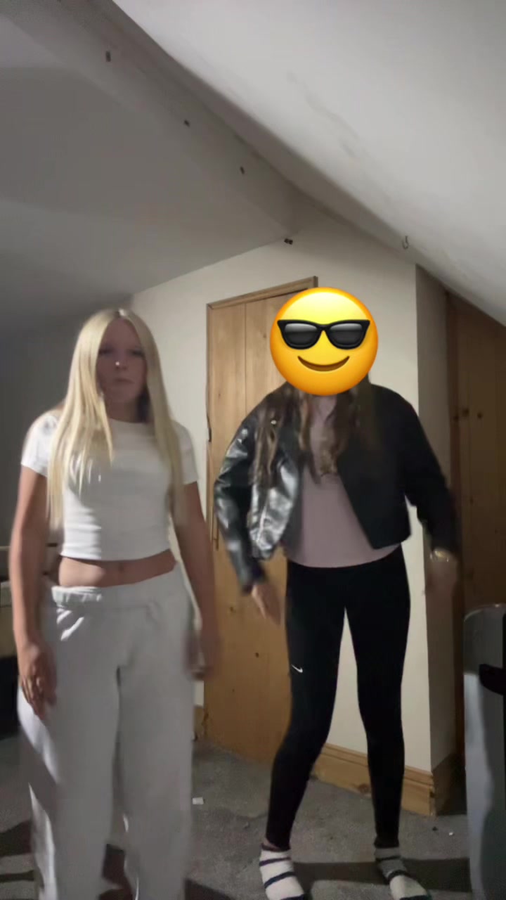 @𝐬𝐮𝐦𝐦𝐞𝐫