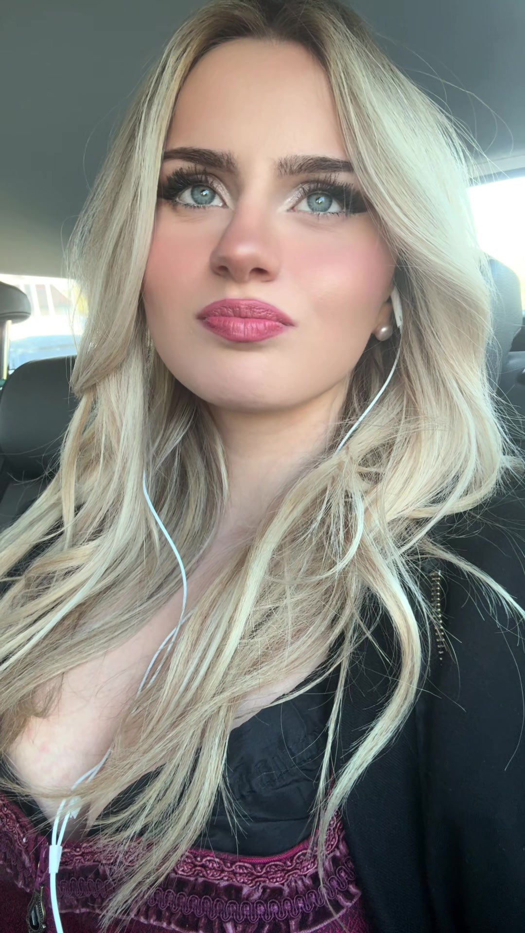 @dontfollownadine