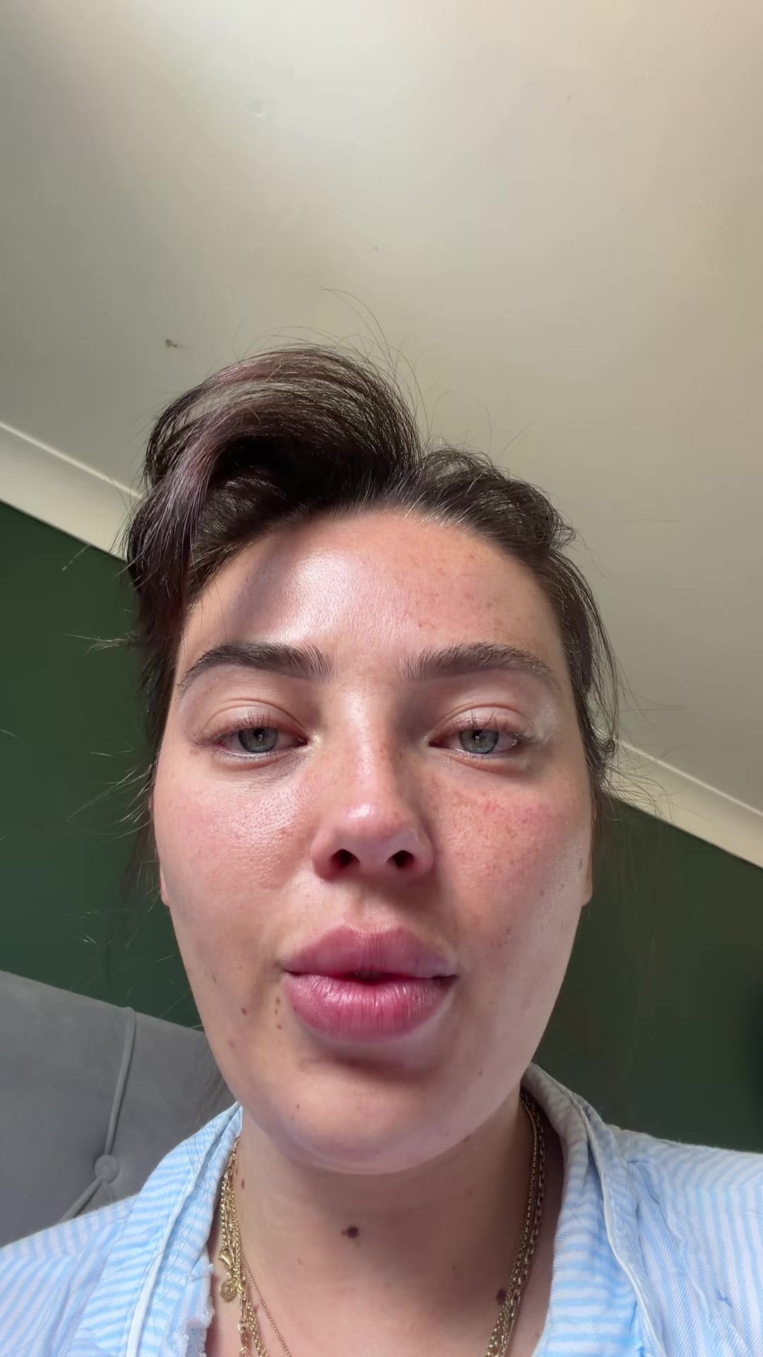 @IzzyDavey