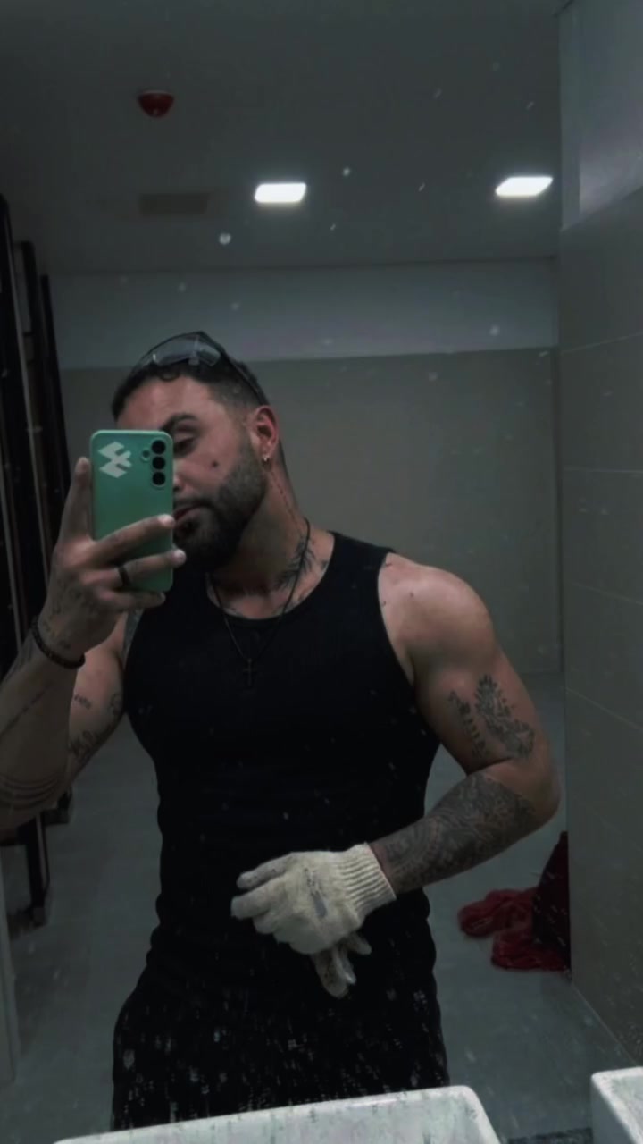 @Alejandro🥷