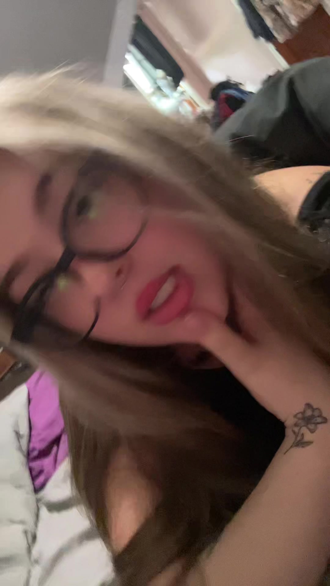 @izzy.ur.average.whitegirl🍒