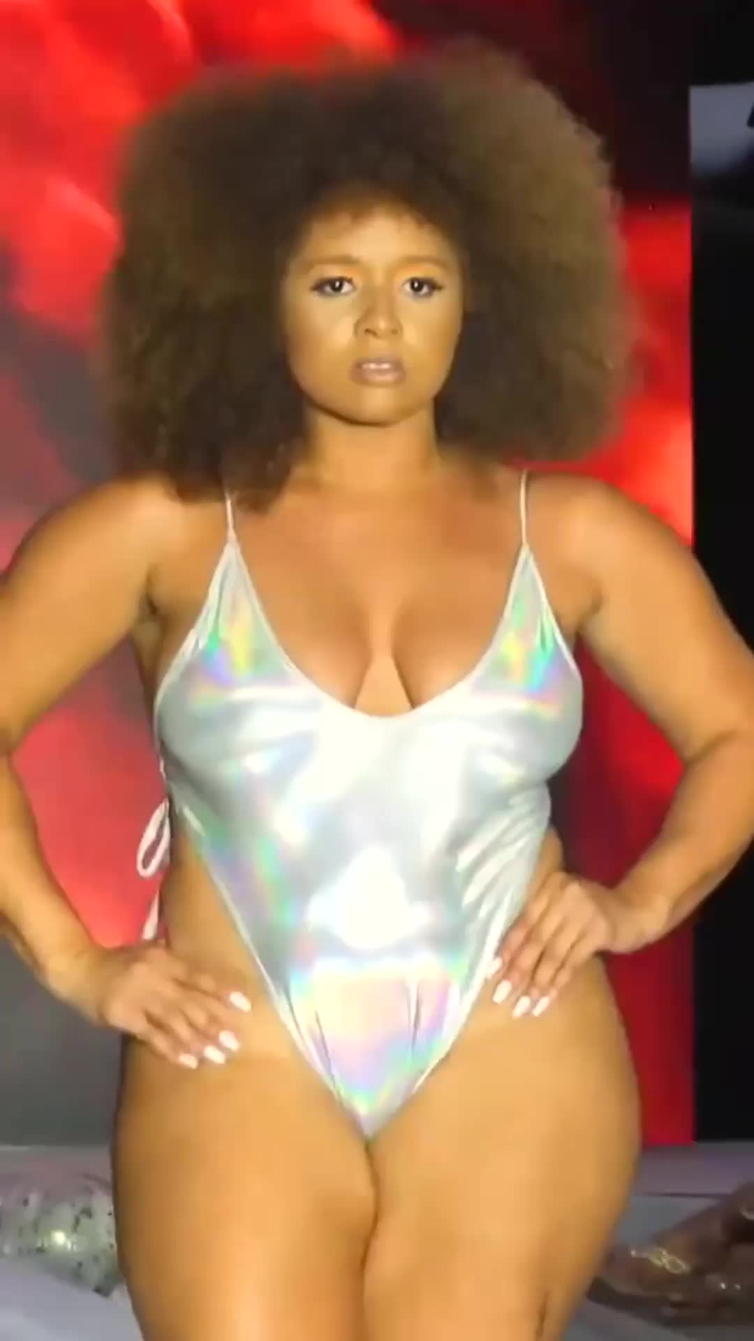 @luuciadnndrss18809254