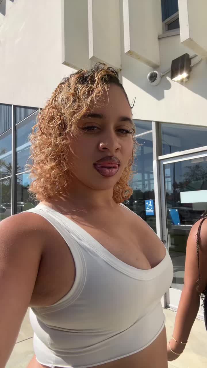 @destiny.simone