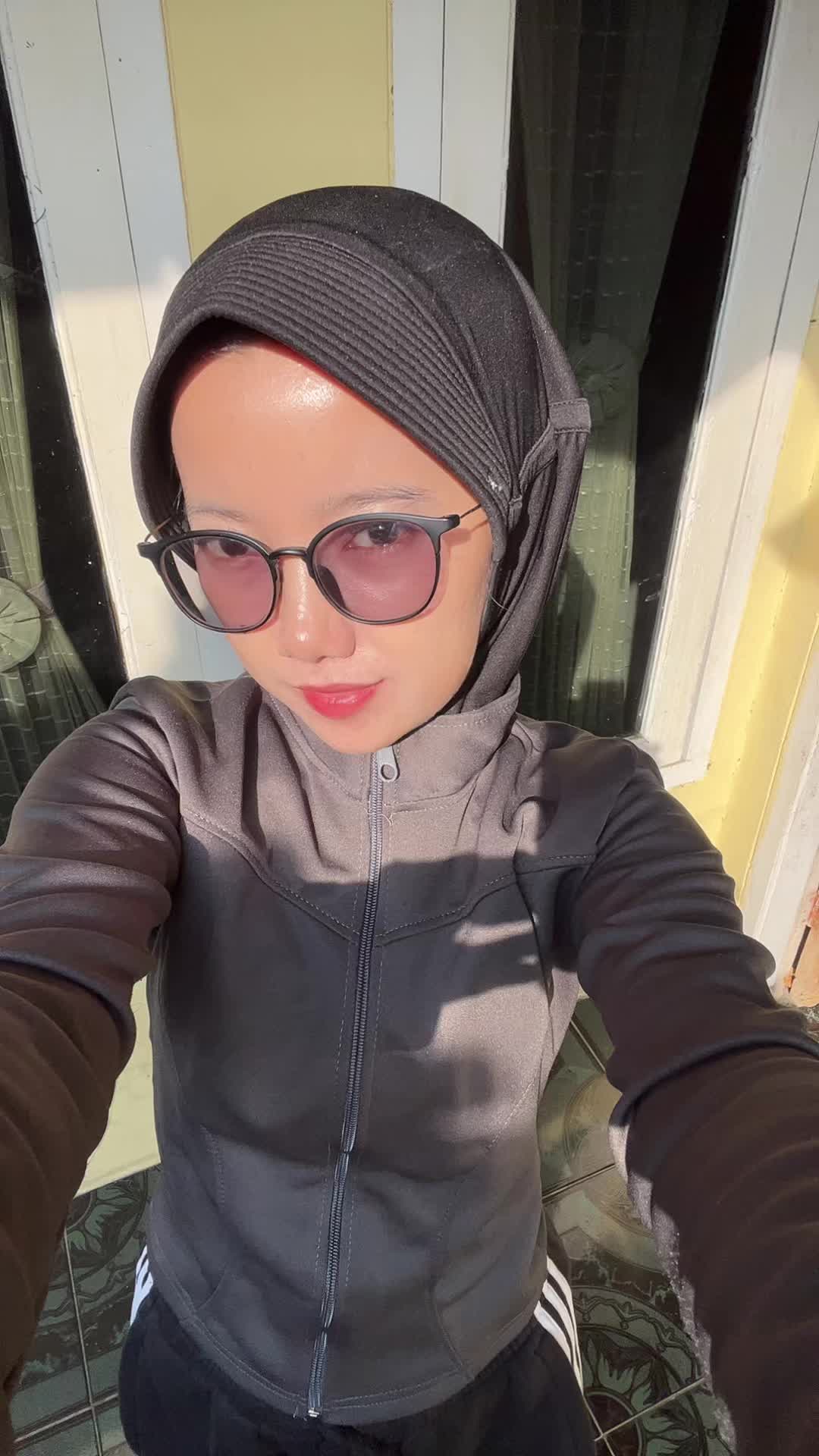 @sisi_syahira