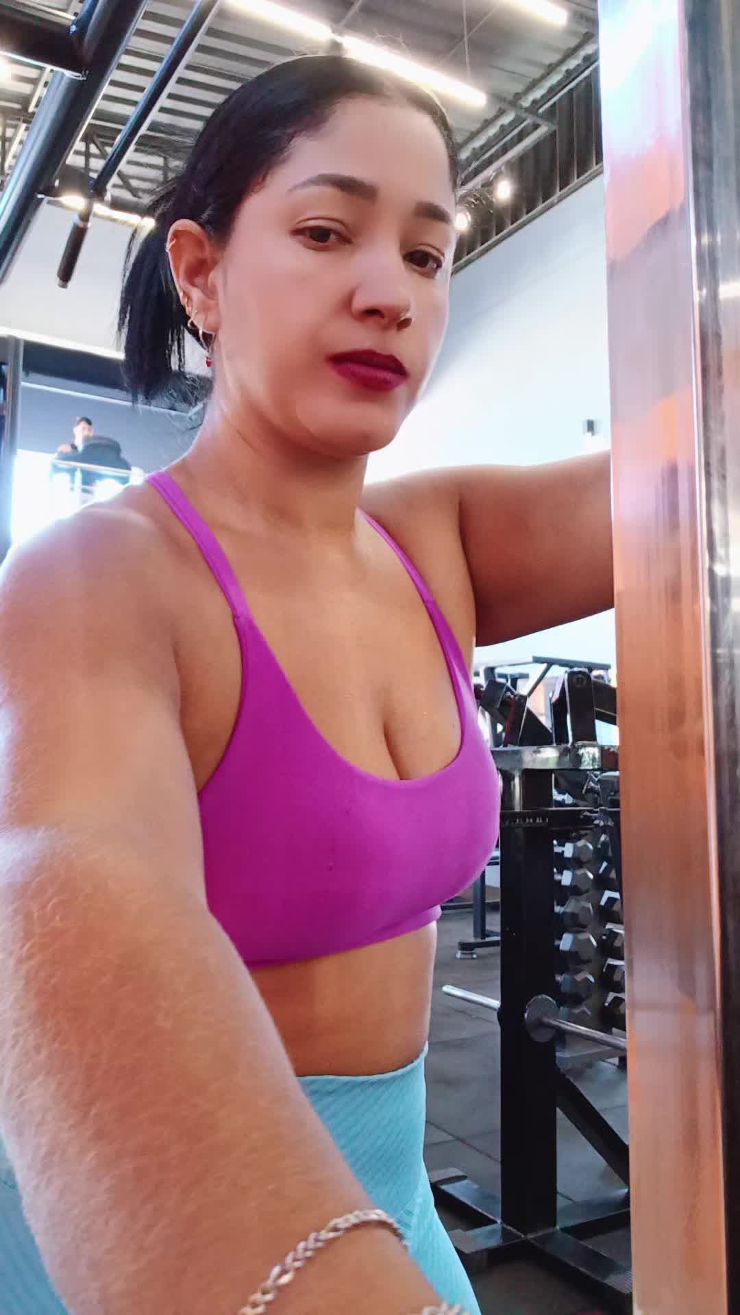 @janaina