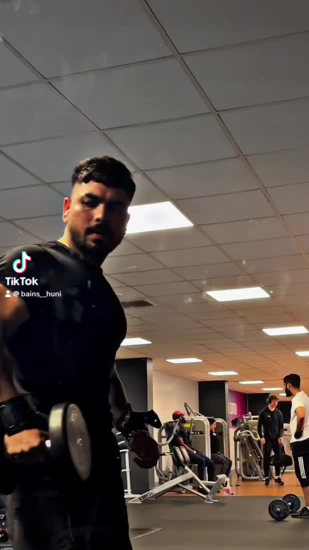 @itsxbains