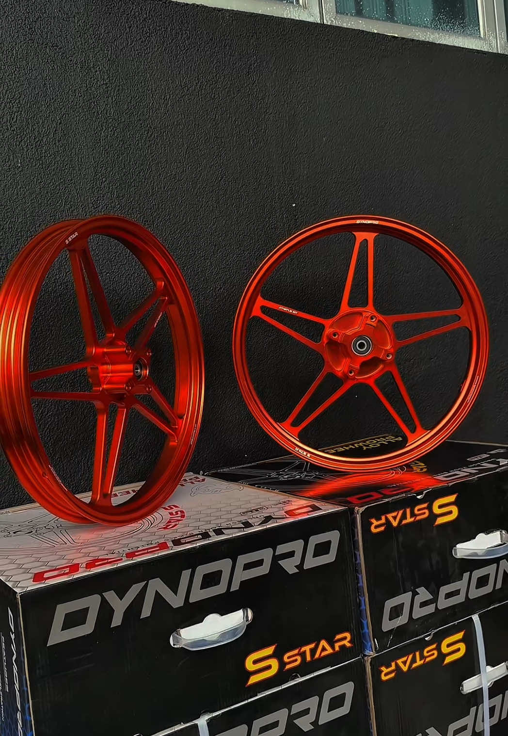 @FOSSA.MOTORSPORT