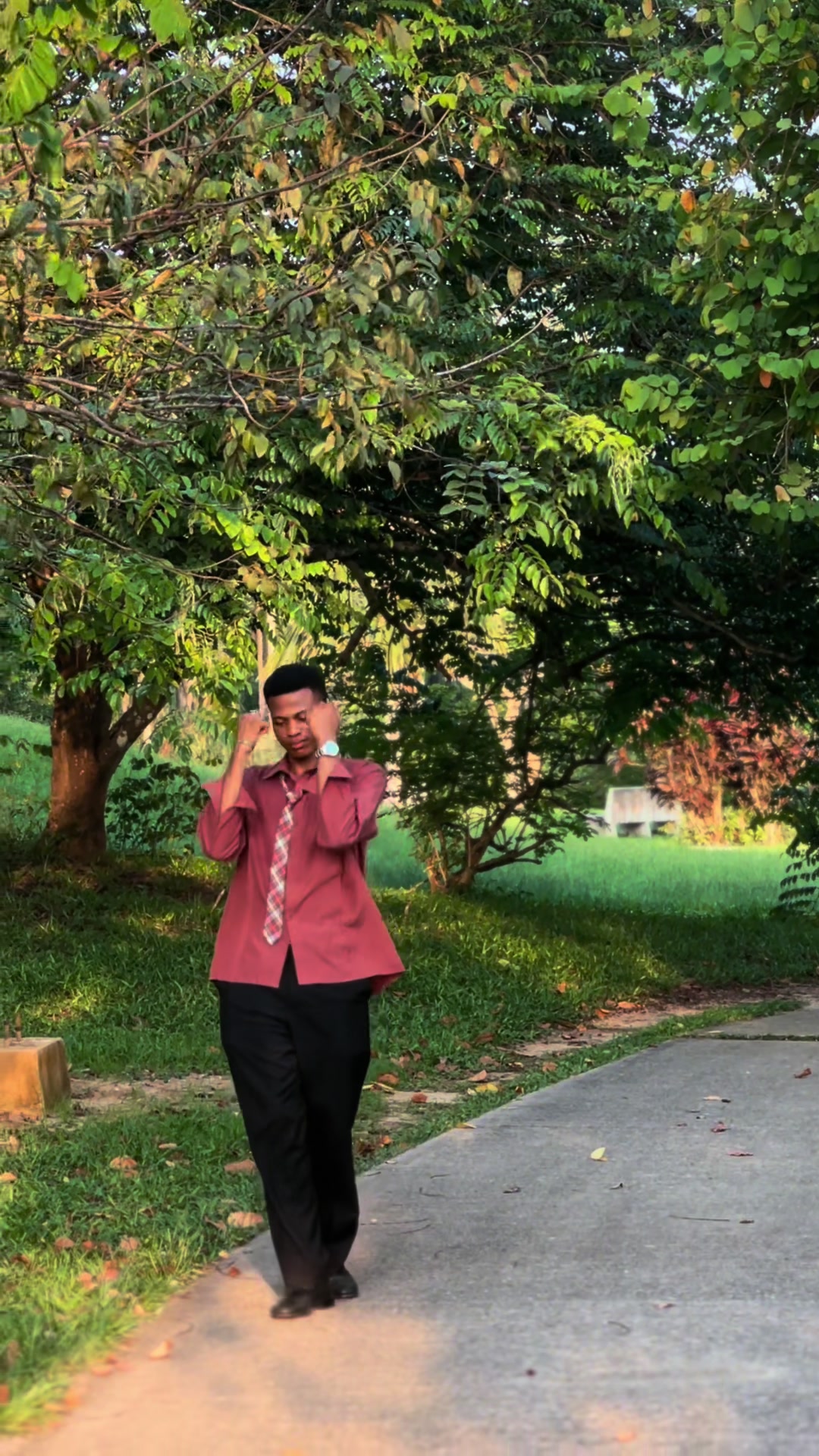 @BUEZE🍃📿