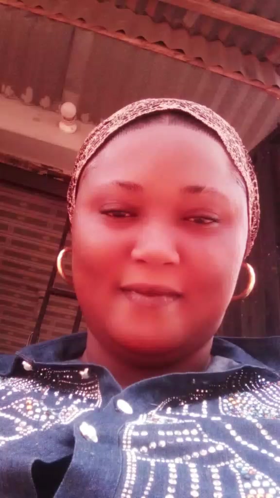 @Abiola@🤑🥰🥰 estymome