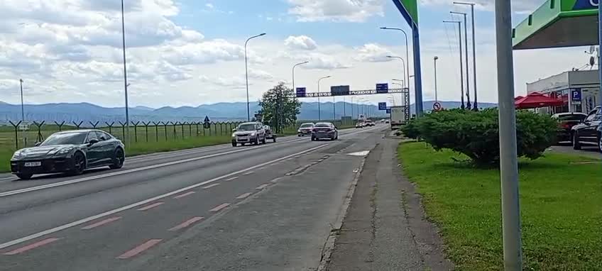 @Andorrr
