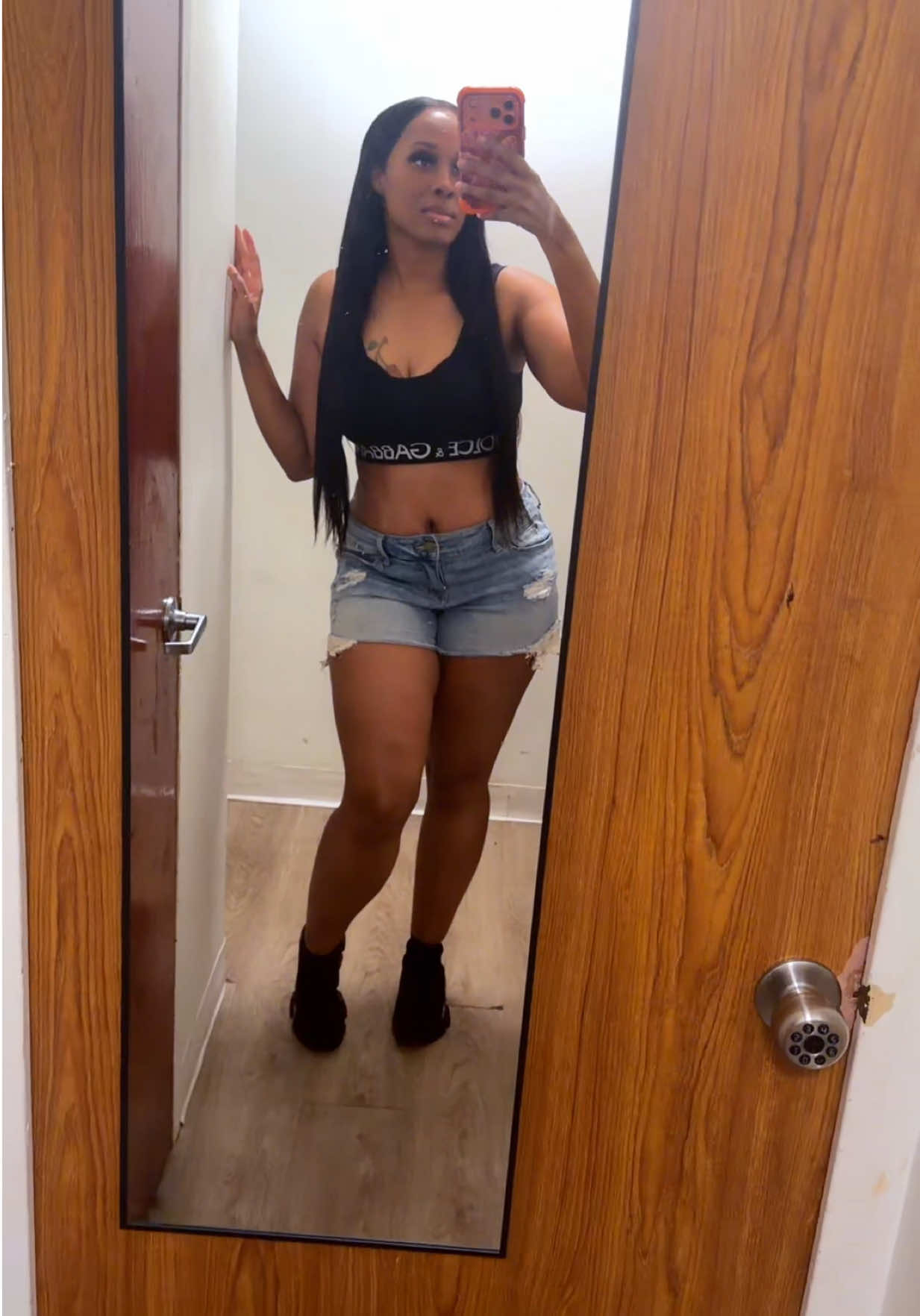 @_Shai_