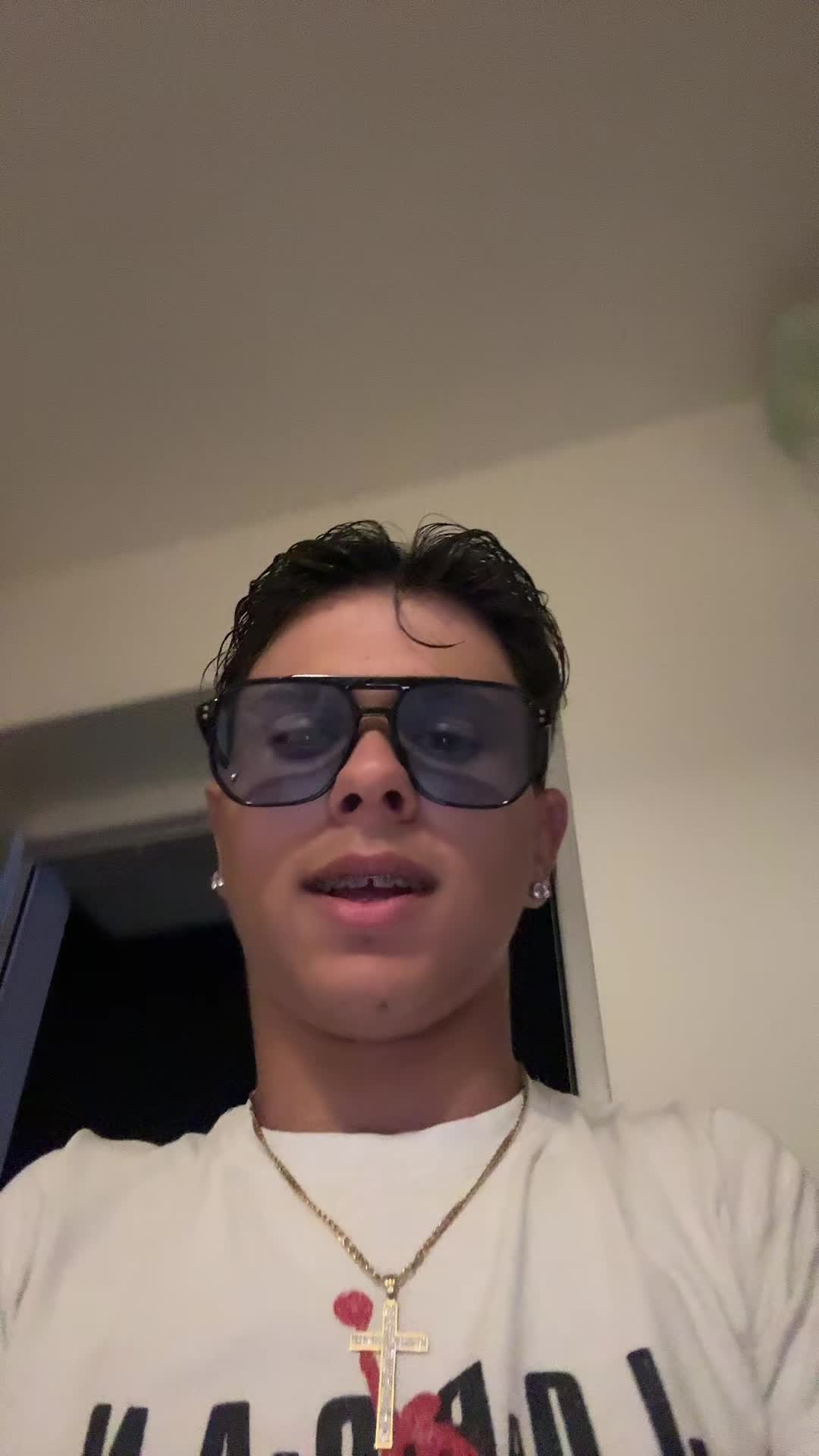 @๐๐๐