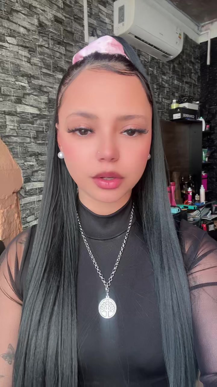 @Micaela Muniz78