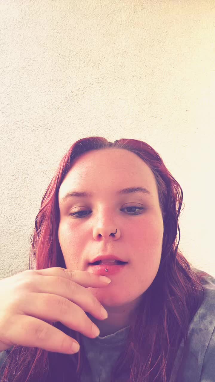 @leony