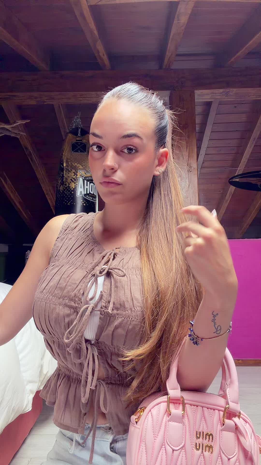 @𝐿𝓊𝓃𝒶🎀