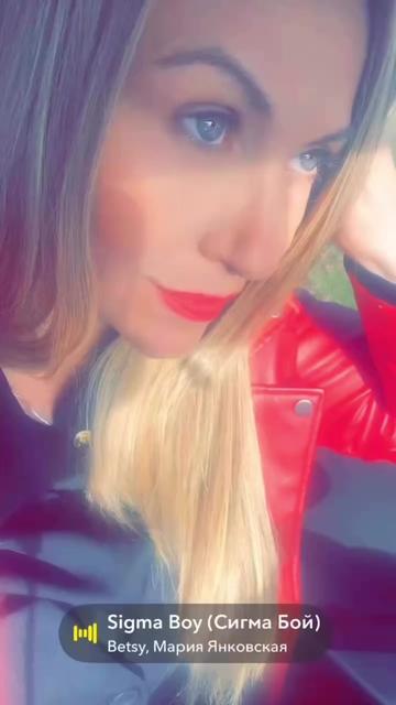 @Angelina__Dion96