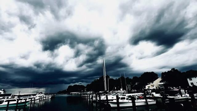 @Noel💜🧡🤘🏼⛈️☀️🌊🌺🐾