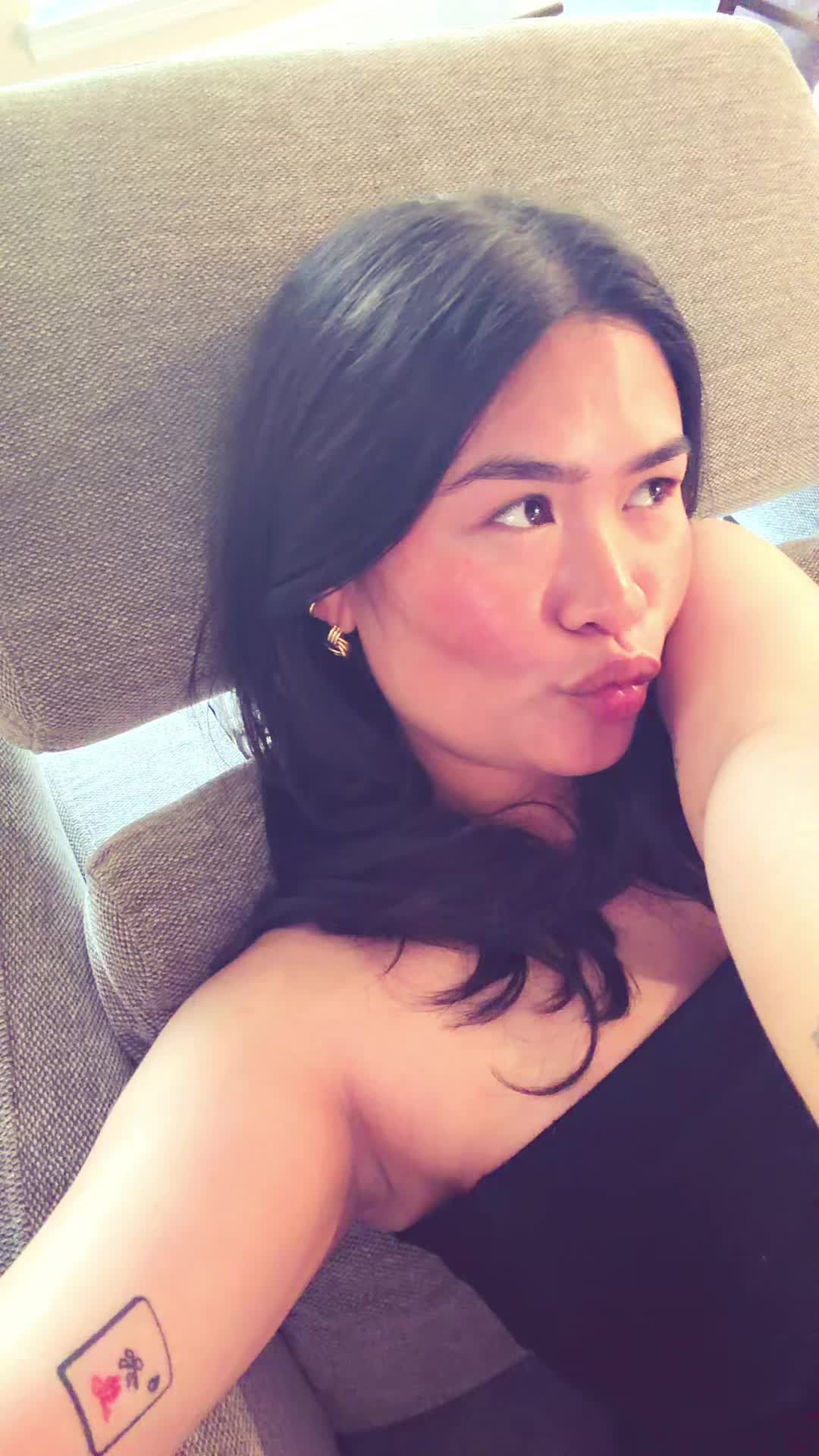 @mikaella