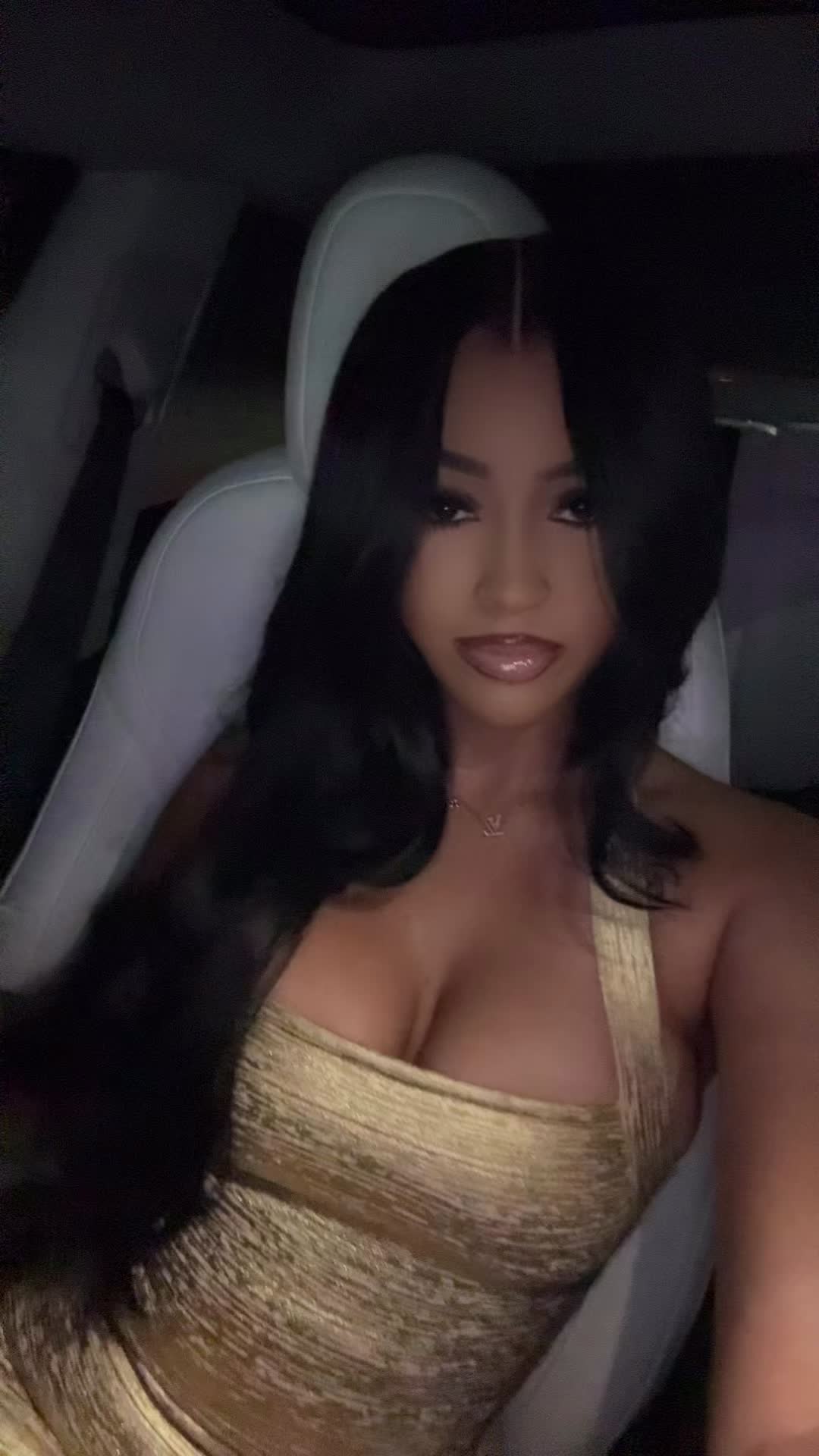 @Shantell ๐