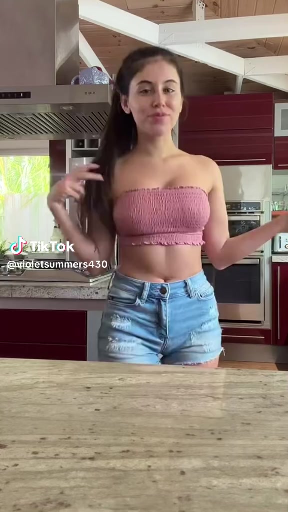 @Violet Brandani