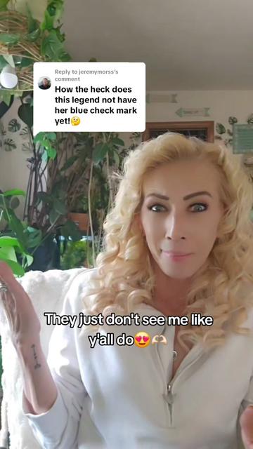 @Jewelzz
