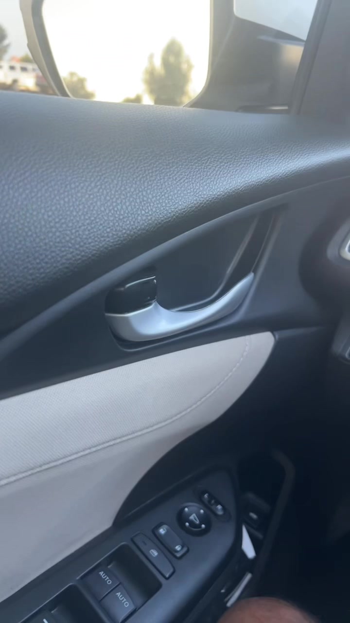 @داميان