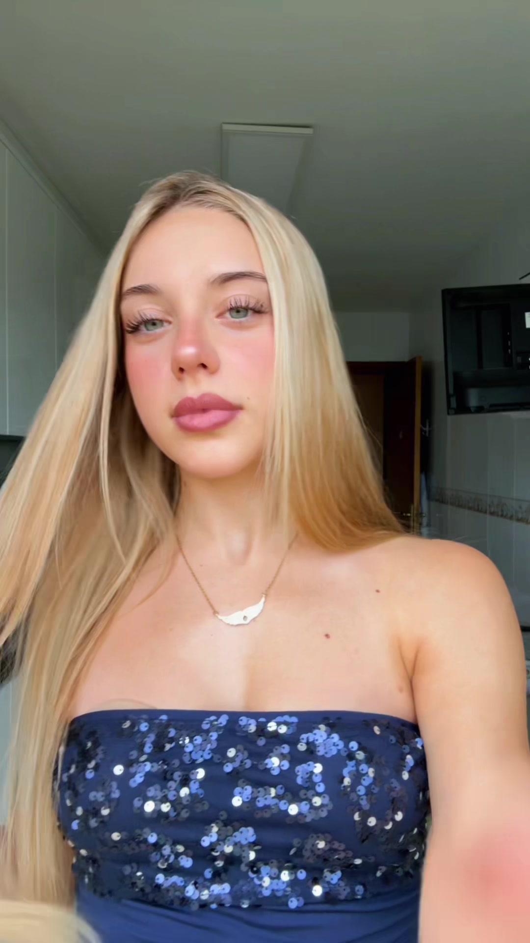 @_.aaroaa16