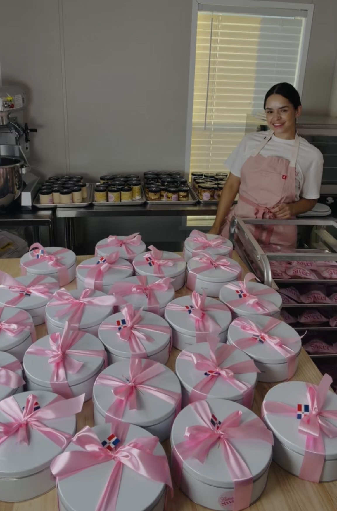 @latinsweetbakery