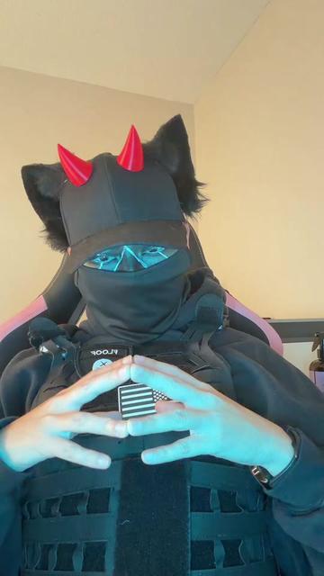 @Itz.Cpt.Floof