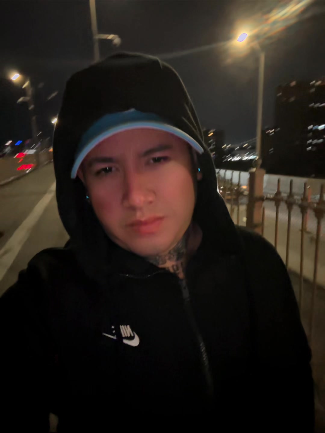 @alex_mencos