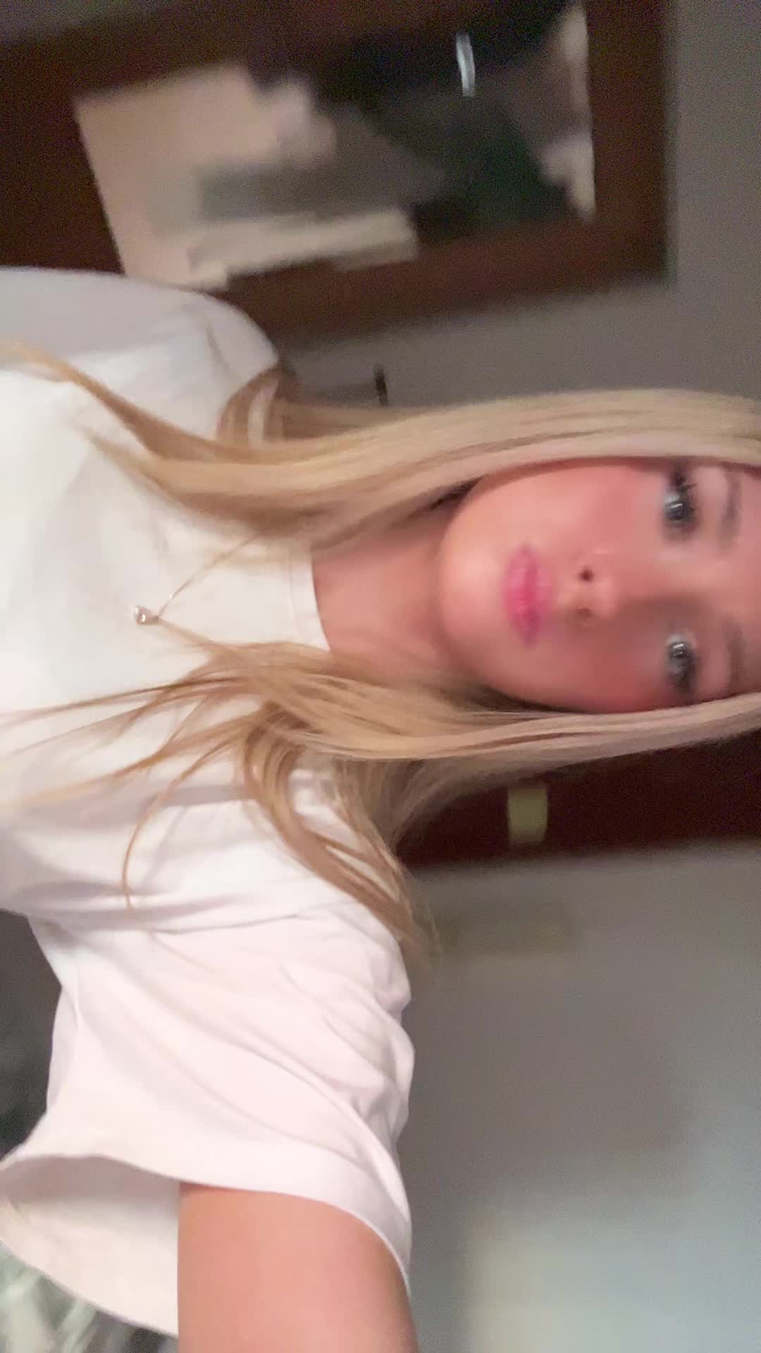 @eyleen ✨