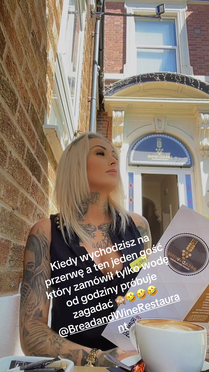 @Eve X