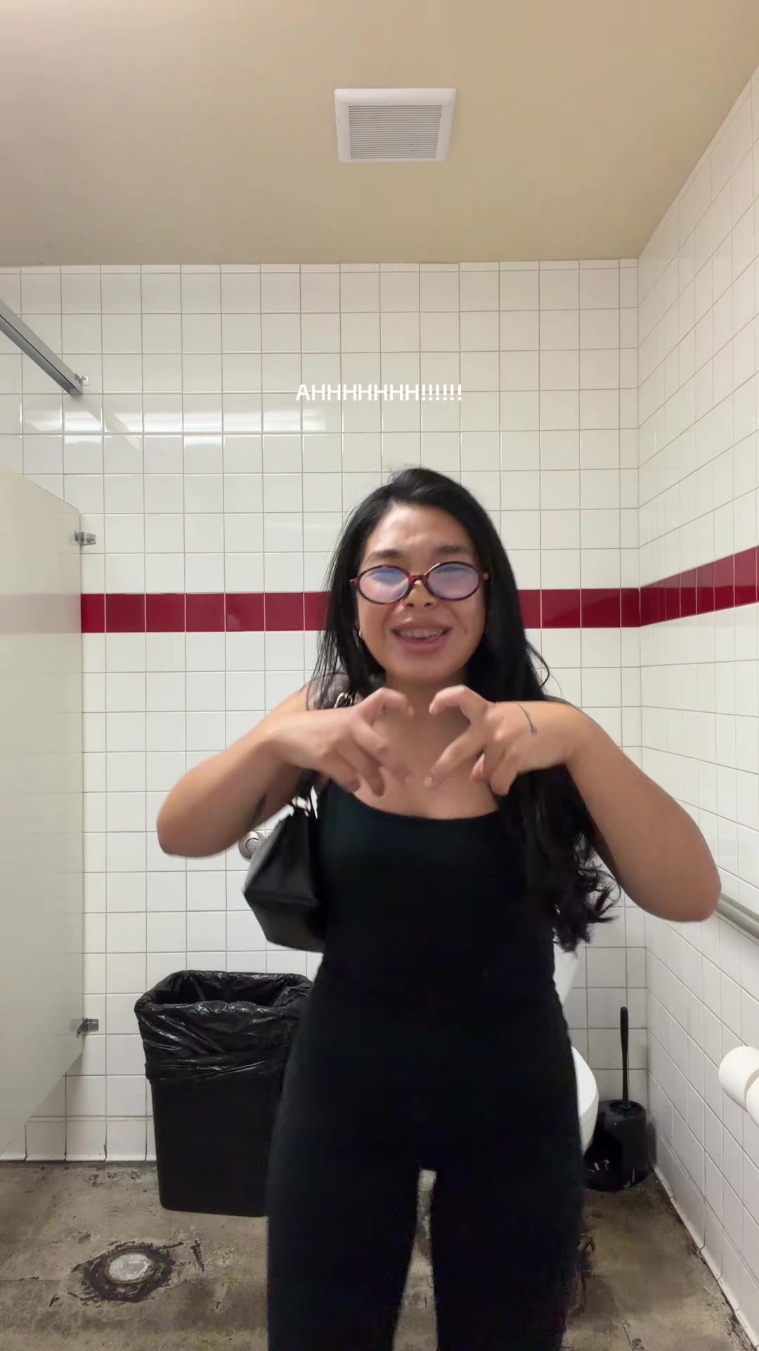 @__abyvillalobos_