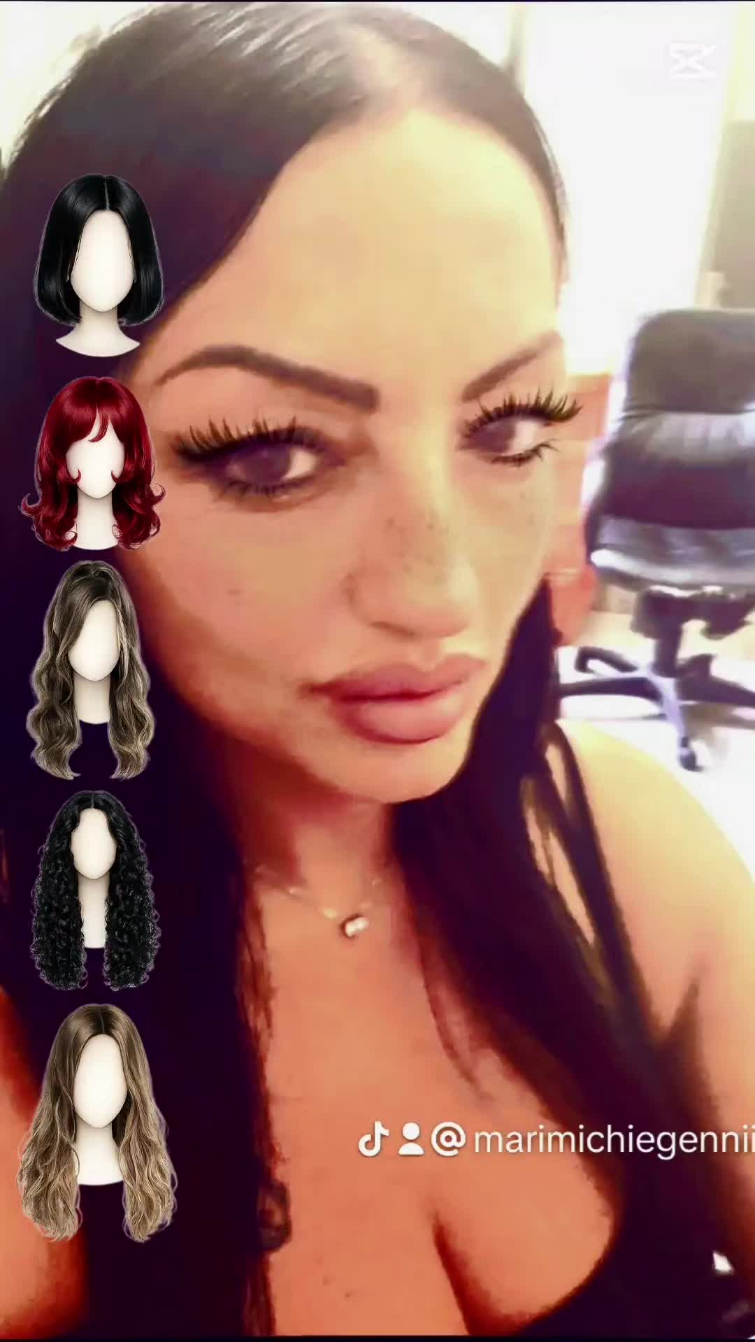 @Mary Scialó