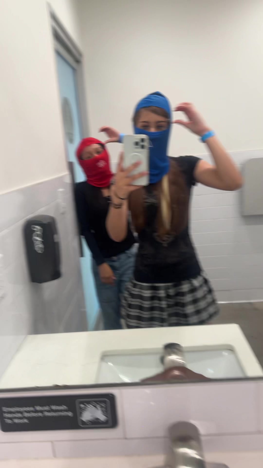 @belle 💩