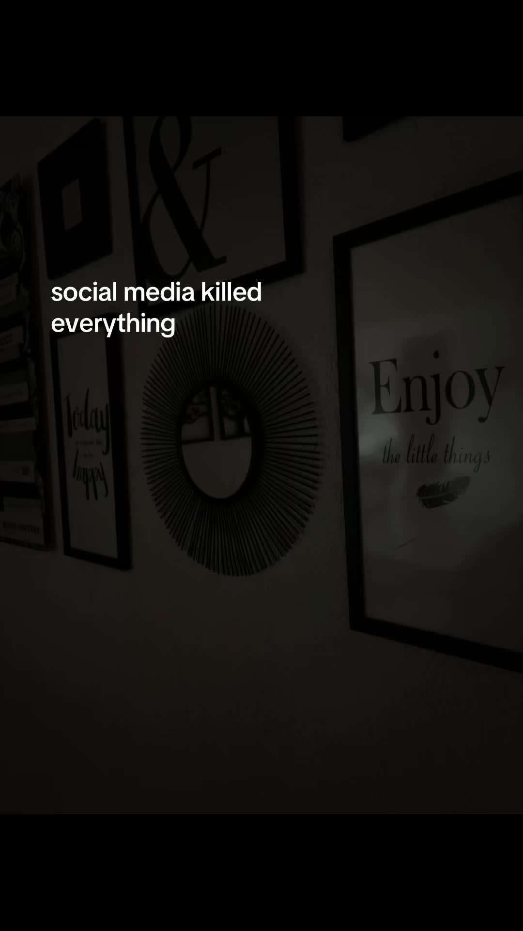 @𝔍𝔲𝔩𝔦